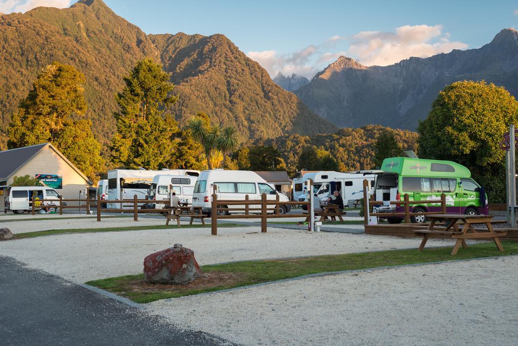 Fox Glacier Top 10 Holiday Park & Motels المظهر الخارجي الصورة