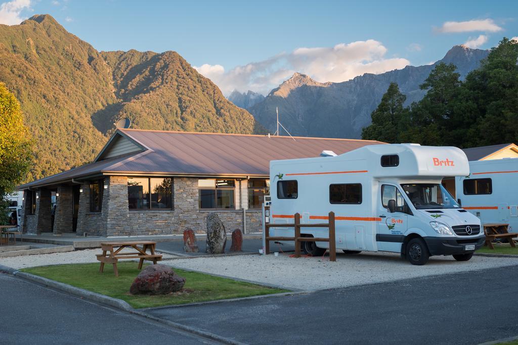Fox Glacier Top 10 Holiday Park & Motels المظهر الخارجي الصورة