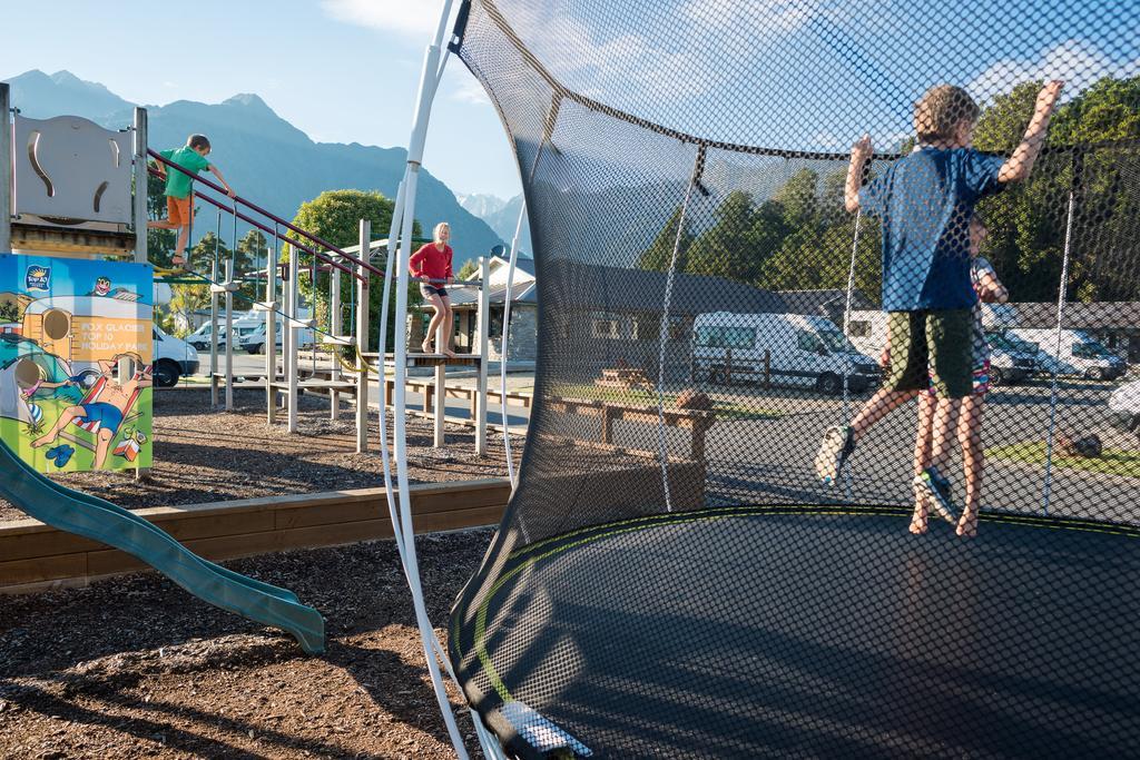 Fox Glacier Top 10 Holiday Park & Motels المظهر الخارجي الصورة