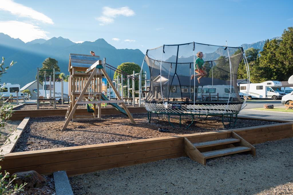 Fox Glacier Top 10 Holiday Park & Motels المظهر الخارجي الصورة