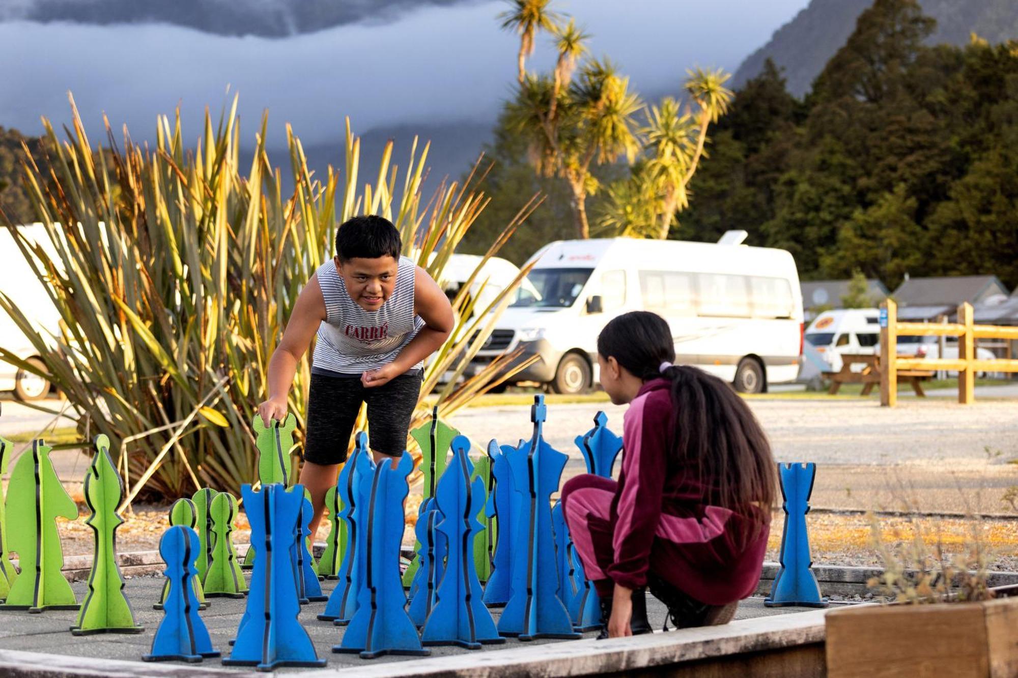 Fox Glacier Top 10 Holiday Park & Motels المظهر الخارجي الصورة