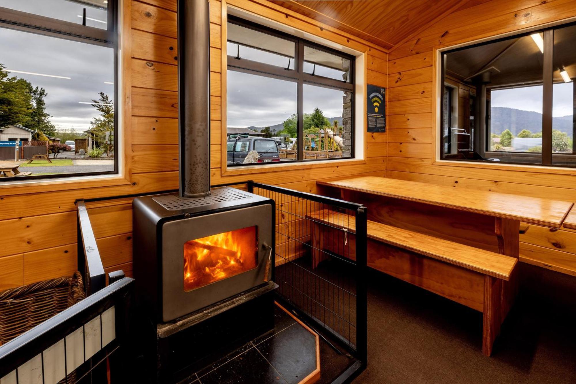 Fox Glacier Top 10 Holiday Park & Motels المظهر الخارجي الصورة