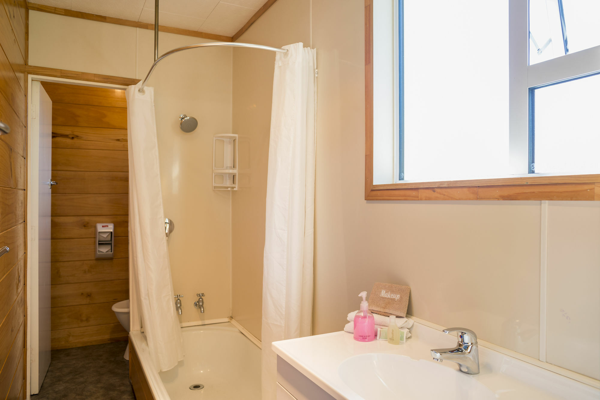 Fox Glacier Top 10 Holiday Park & Motels المظهر الخارجي الصورة